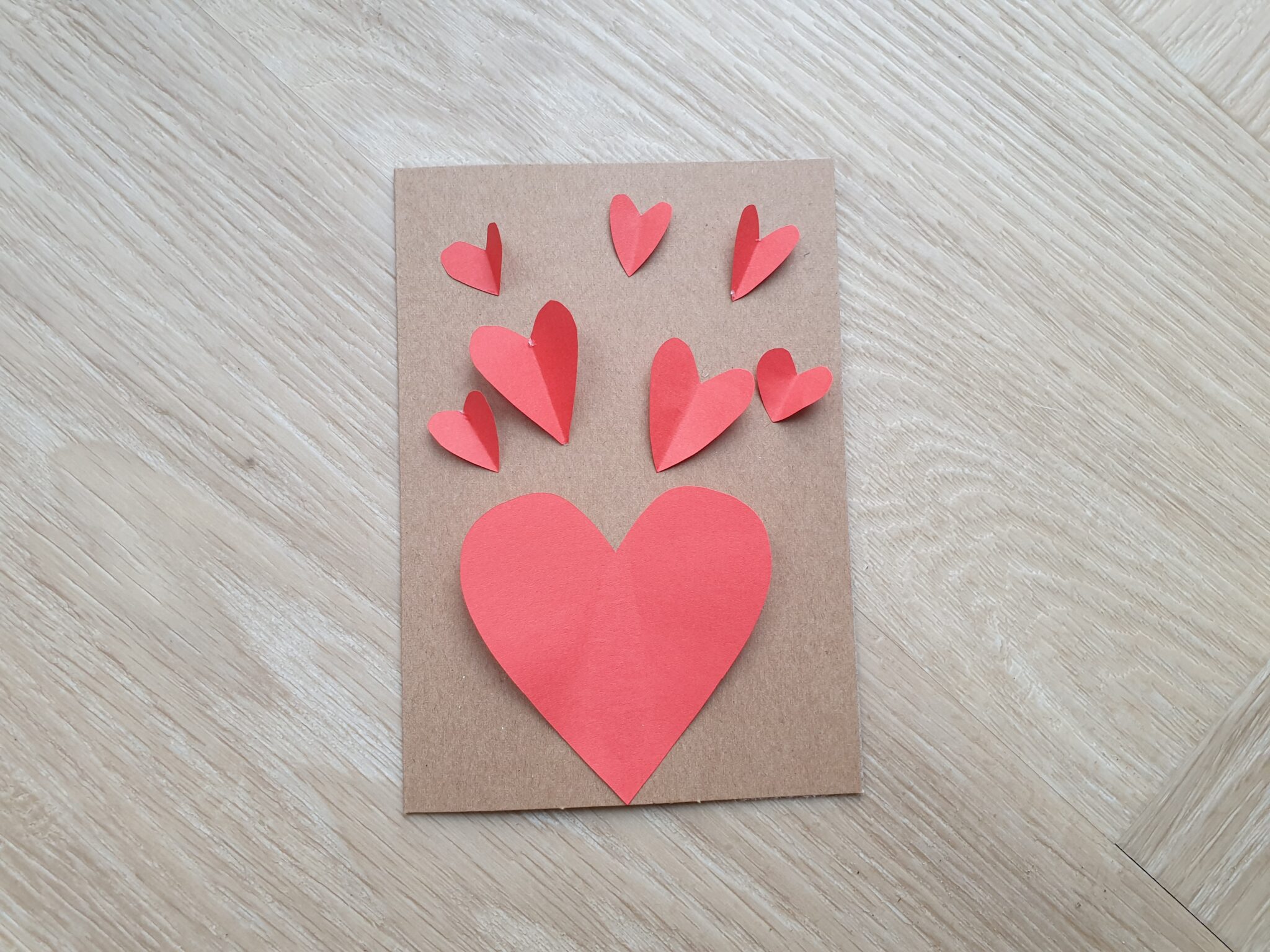 3x een Valentijnskaart knutselen met peuters en kleuters - LindaSchrijft