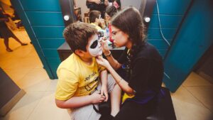 Een spookje schminken