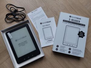 Silvergear E-reader in het doosje met de kabel en handleiding